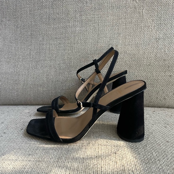 Sam Edelman block heal strappy sandals - Picture 3 of 5